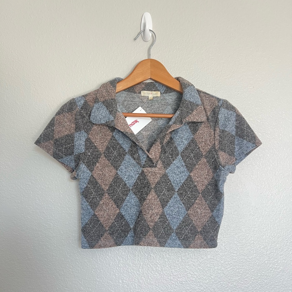 Argyle Patterned Collared Crop Top